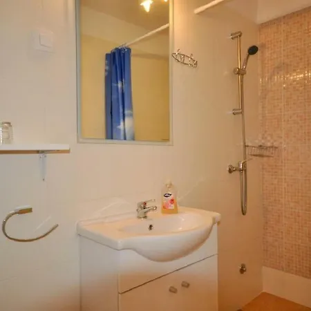 Dina Sea View 3* Новиград